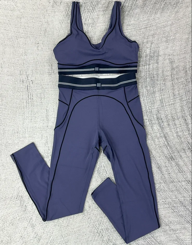 Tanktop en broek, tweedelig ad - Yoga Fitness Pilates recensie en prijs